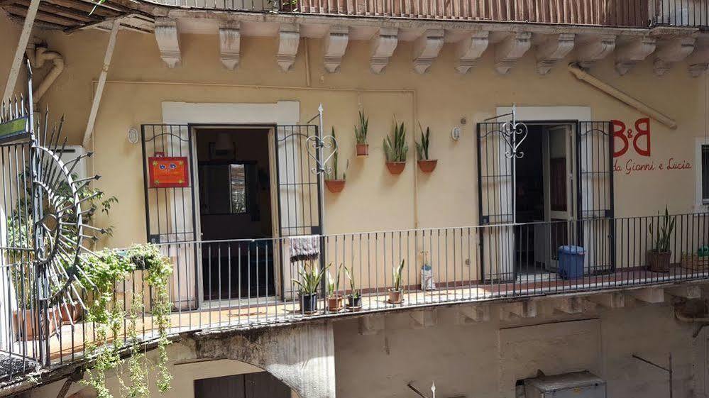 Da Gianni E Lucia With Bathroom In The Center Gasthof CTA