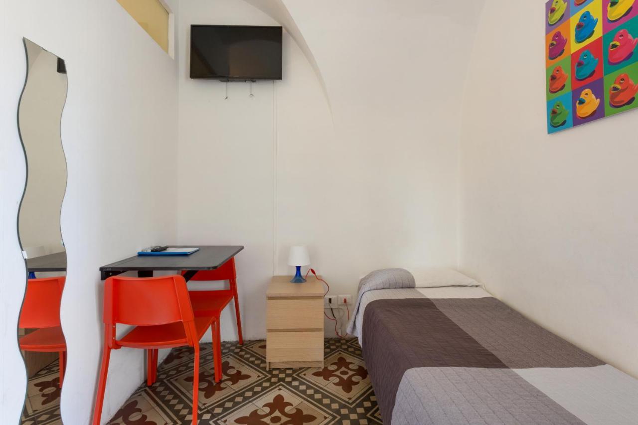 Da Gianni E Lucia With Bathroom In The Center