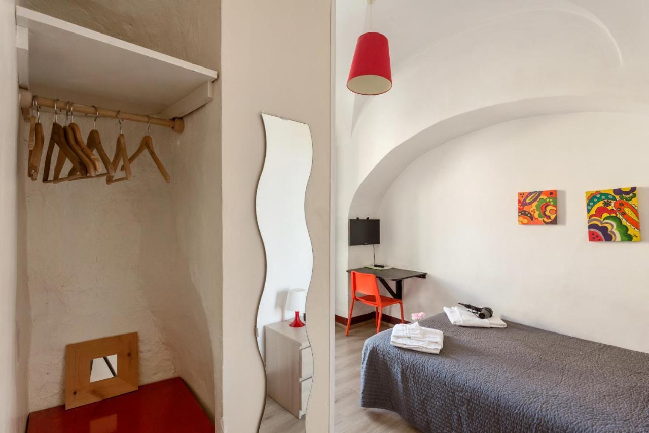 Da Gianni E Lucia With Bathroom In The Center