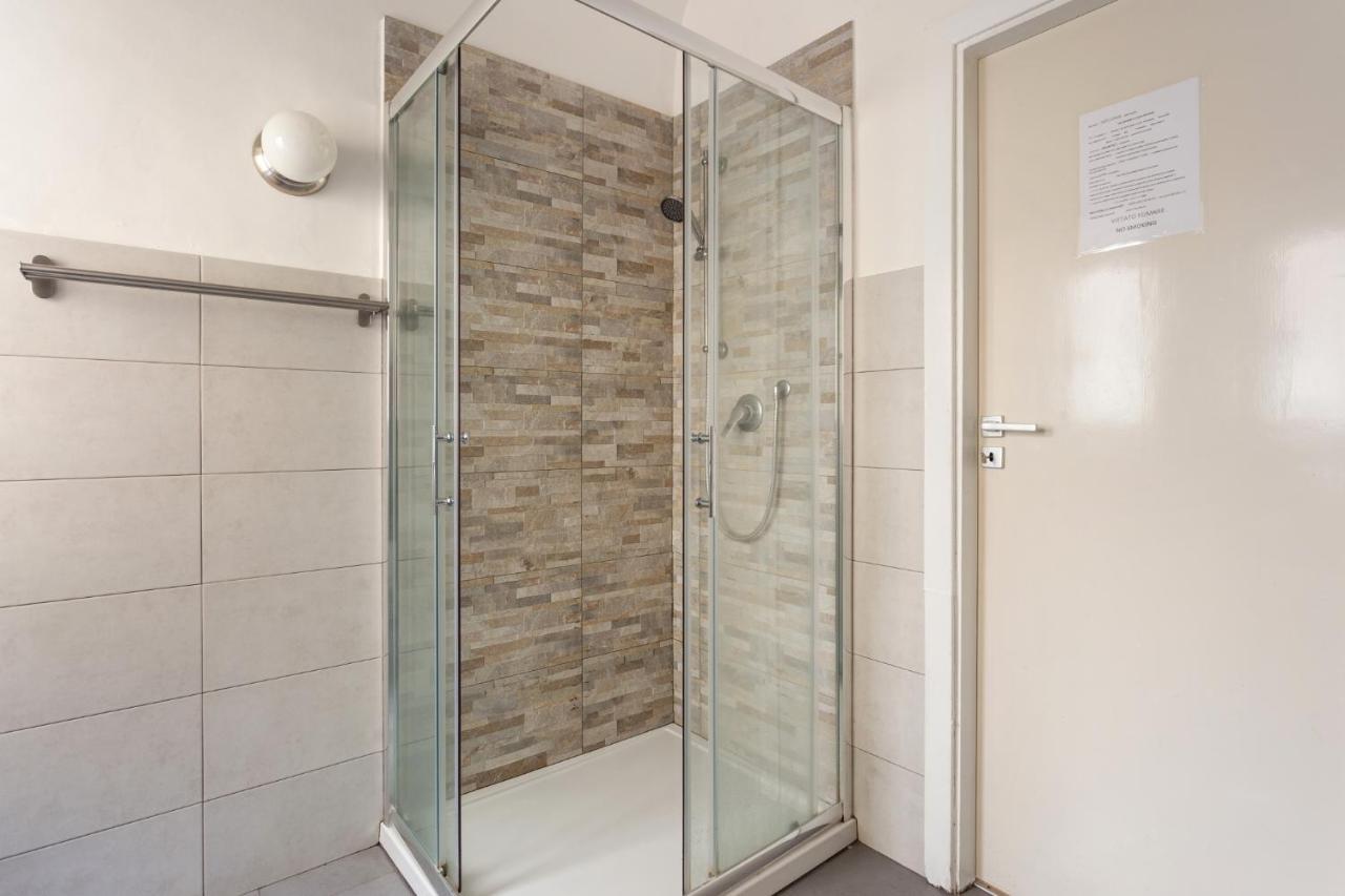 Gasthof Da Gianni E Lucia With Bathroom In The Center 2*